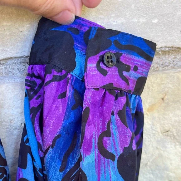 Vintage 1980s Blouse - Picture 4 of 11